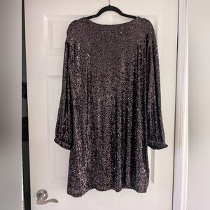 Reitmans Black Sequin Top